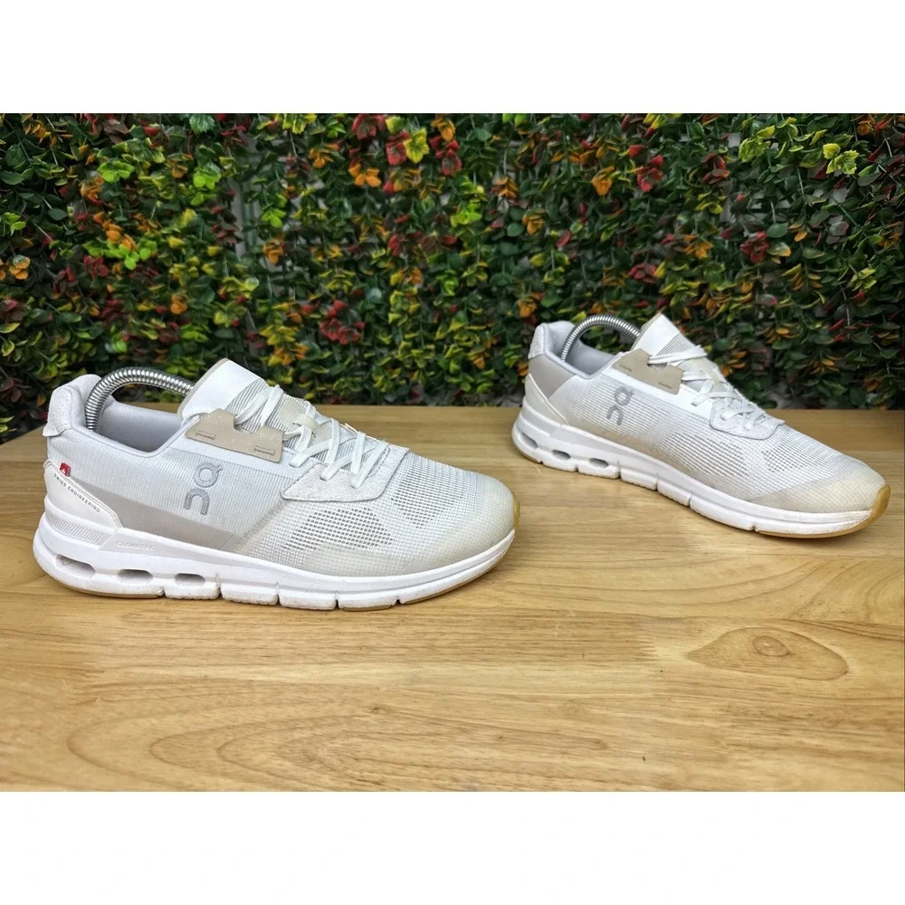 On Cloudrift Athletic Walking Running Shoes‎ Sneakers Womens 9.5 White Beige GUC